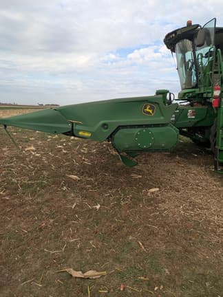 Image of John Deere C12F equipment image 3