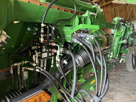 Image of John Deere C12F equipment image 1