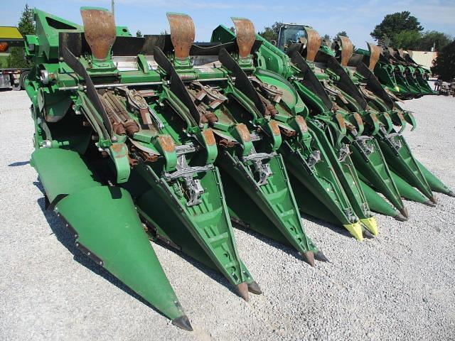 Image of John Deere C12F equipment image 2