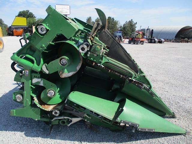 Image of John Deere C12F equipment image 3