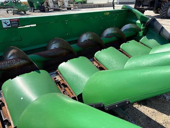 Image of John Deere C12F equipment image 2