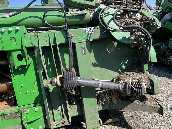 Image of John Deere C12F equipment image 1