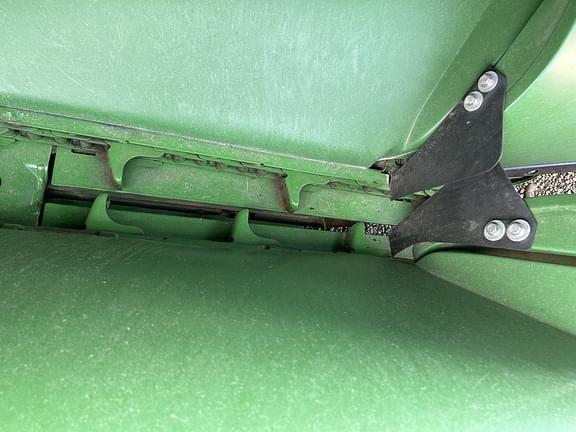 Image of John Deere C12F equipment image 1
