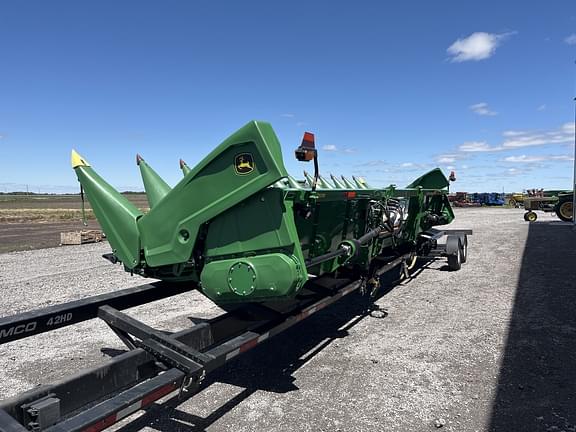 Image of John Deere C12R equipment image 4