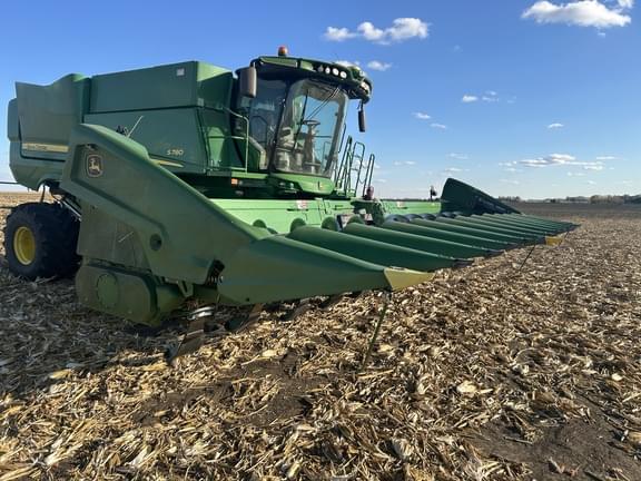 Image of John Deere C12R equipment image 1