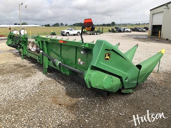 Image of John Deere C12R equipment image 2