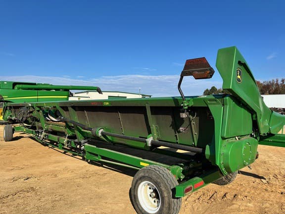 Image of John Deere C12R equipment image 4