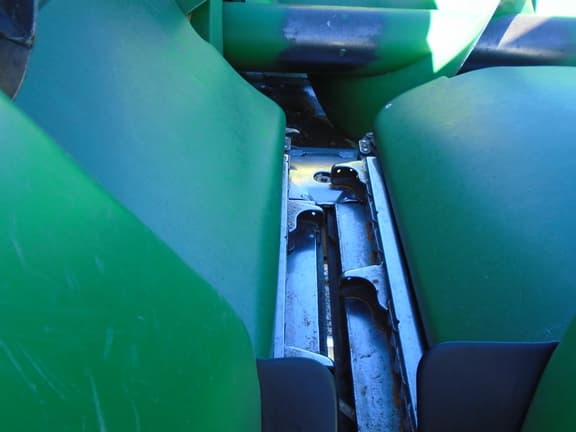 Image of John Deere C12R equipment image 3