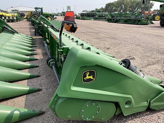 Image of John Deere C12R equipment image 1