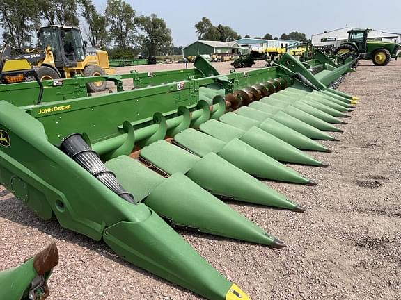 Image of John Deere C12R equipment image 2