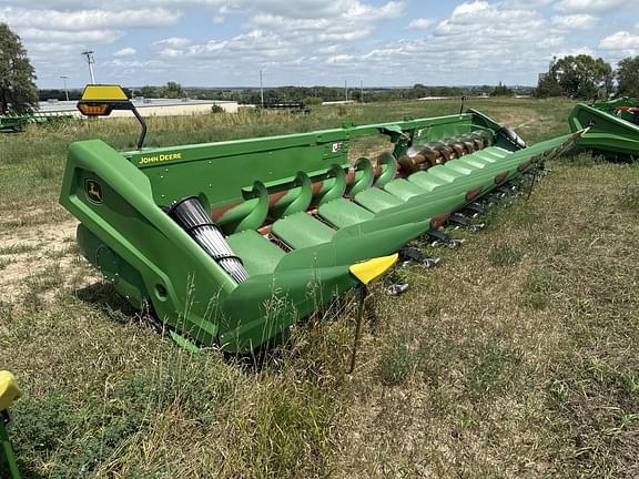 Image of John Deere C12R equipment image 4