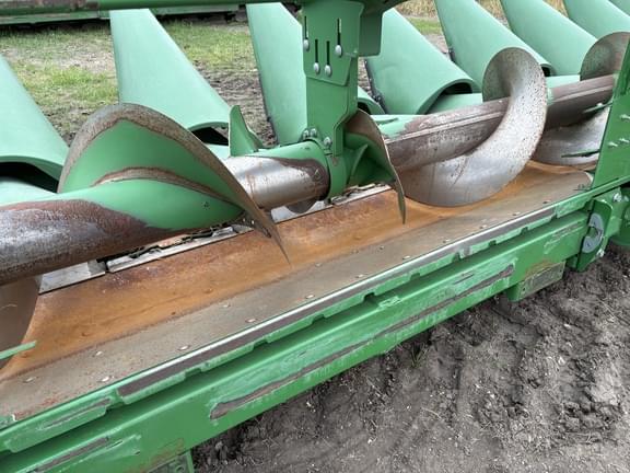 Image of John Deere C12R equipment image 4