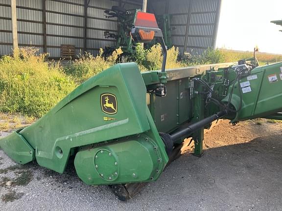 Image of John Deere C12R equipment image 2