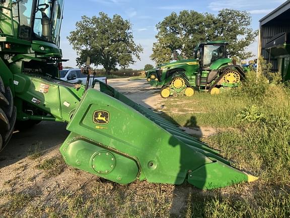 Image of John Deere C12R equipment image 3