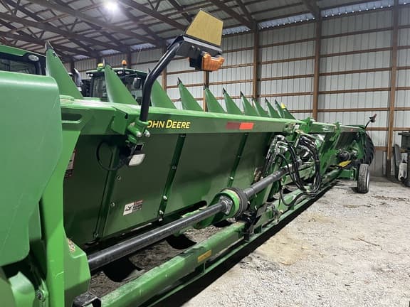 Image of John Deere C12R equipment image 3