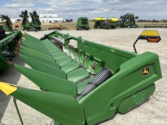 Image of John Deere C12R equipment image 3