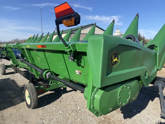 2022 John Deere C12R Equipment Image0
