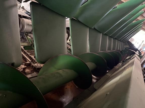 Image of John Deere C12R equipment image 4