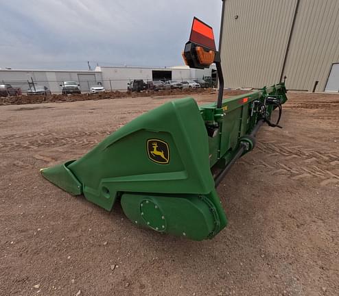 Image of John Deere C12R equipment image 2