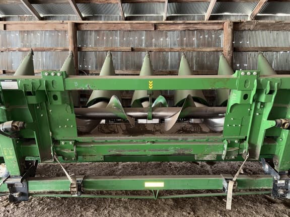 Image of John Deere C12R equipment image 4