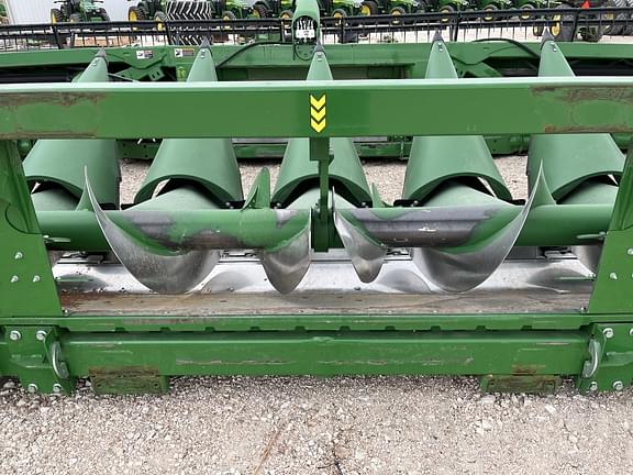 Image of John Deere C12R equipment image 4