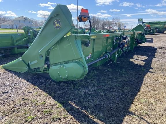 Image of John Deere C12R equipment image 1