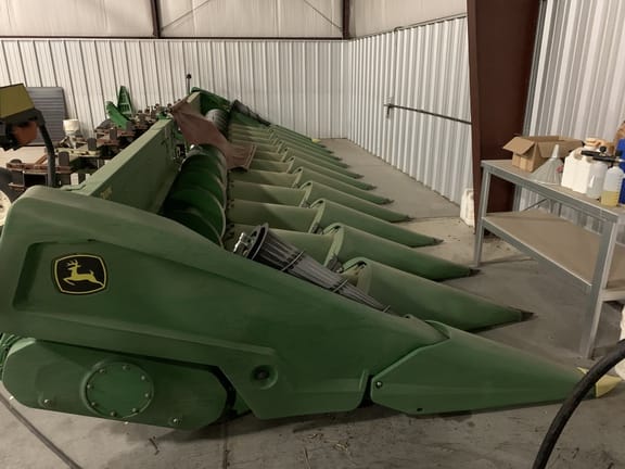 Main image John Deere C12R