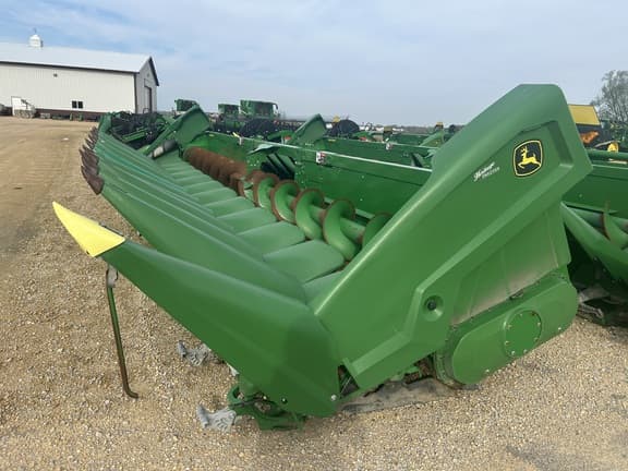 Image of John Deere C12R equipment image 1