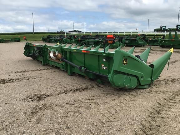 Image of John Deere C12R equipment image 2