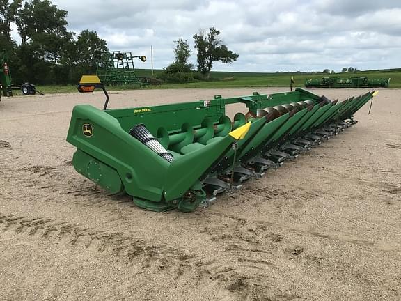 Image of John Deere C12R Primary image