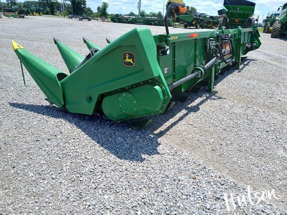 Image of John Deere C12R equipment image 4
