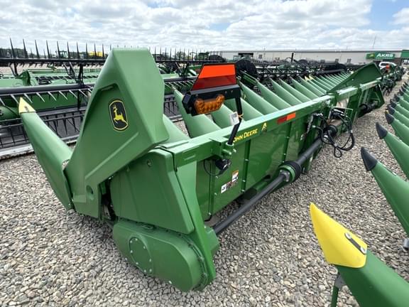 Image of John Deere C12R equipment image 2