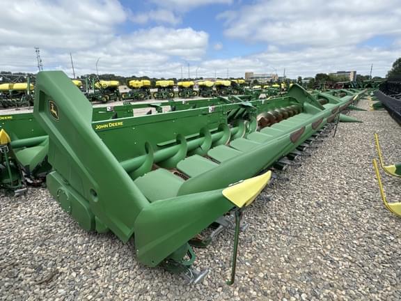 Image of John Deere C12R equipment image 1