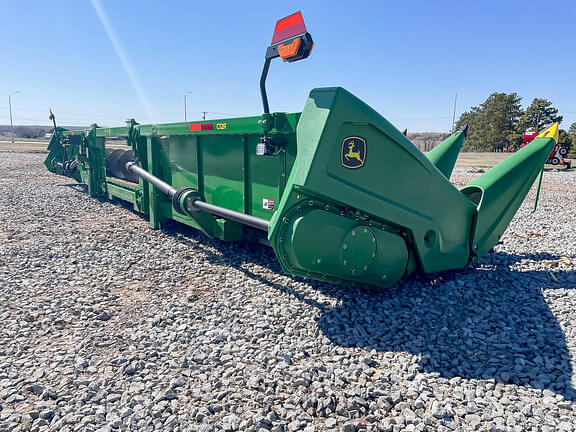 Image of John Deere C12R equipment image 4