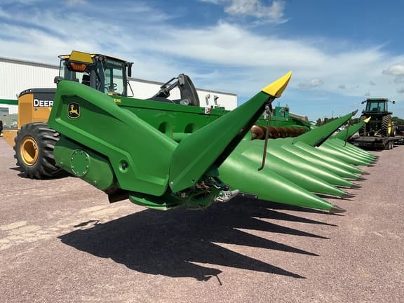 Image of John Deere C12R equipment image 1