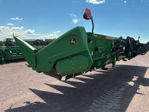 Image of John Deere C12R equipment image 4