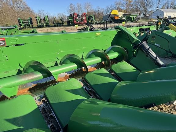 Image of John Deere C12R equipment image 3
