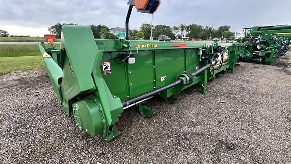 Image of John Deere C12R equipment image 4