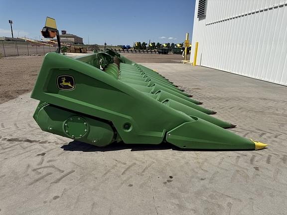 Image of John Deere C12R Primary image