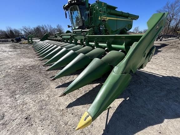 Image of John Deere C16F Primary image