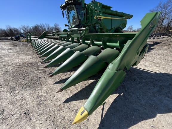 2022 John Deere C16F Equipment Image0