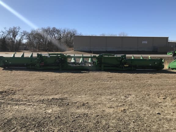 Image of John Deere C16F equipment image 3