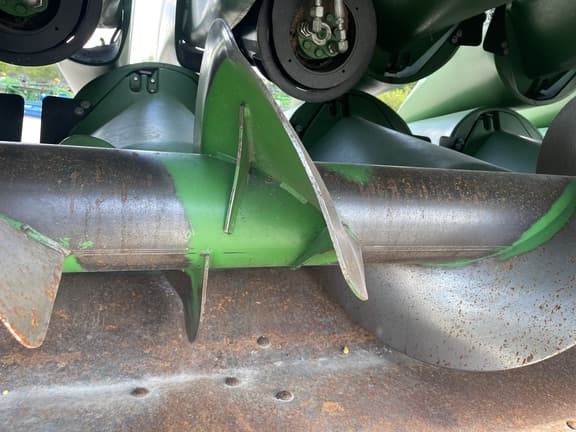 Image of John Deere C16F equipment image 2