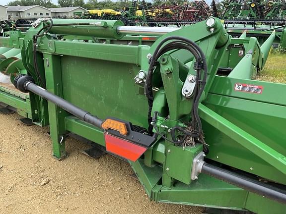 Image of John Deere C16F equipment image 3