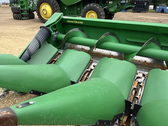 Image of John Deere C16F equipment image 4