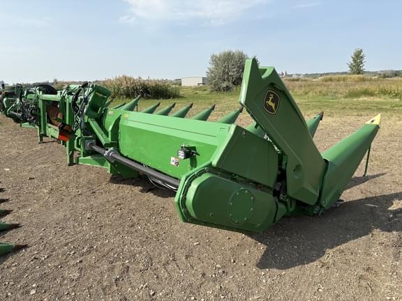 Image of John Deere C16F equipment image 2