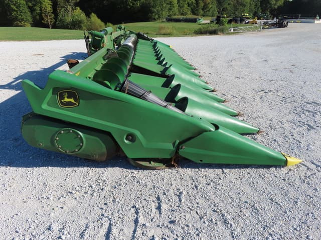 Image of John Deere C16F equipment image 2