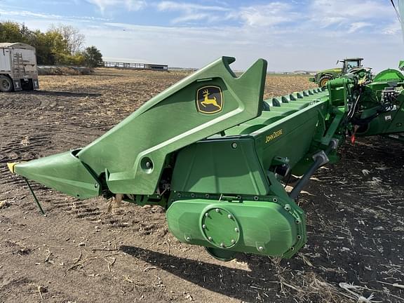 Image of John Deere C16F equipment image 2