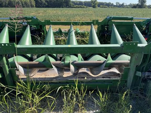 Image of John Deere C16F equipment image 4