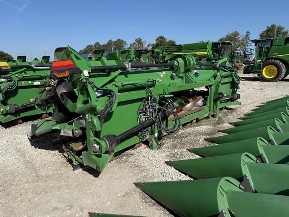 Image of John Deere C16F equipment image 2